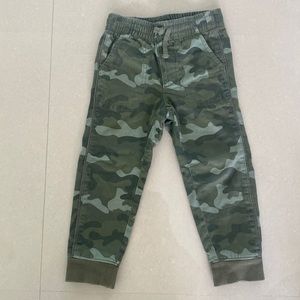 Gap army print pants 4yrs boys